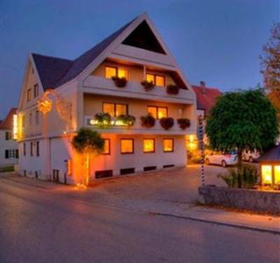 фото отеля Gasthof Adler Ziemetshausen
