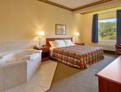 фото отеля Days Inn West Liberty