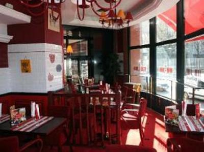 фото отеля Suite Home Paris 19eme
