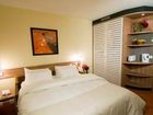 фото отеля Suite Home Paris 19eme