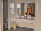 фото отеля Family Inns of America Newport East