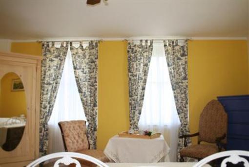 фото отеля Catskill Maison Bed and Breakfast