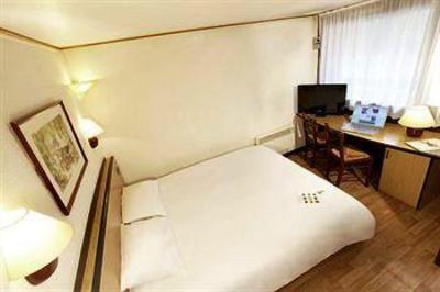 фото отеля Campanile Hotel Alencon