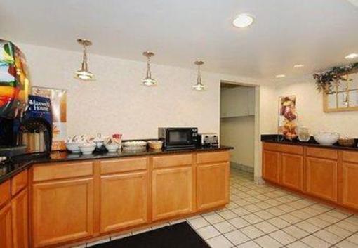фото отеля Sleep Inn Grasonville