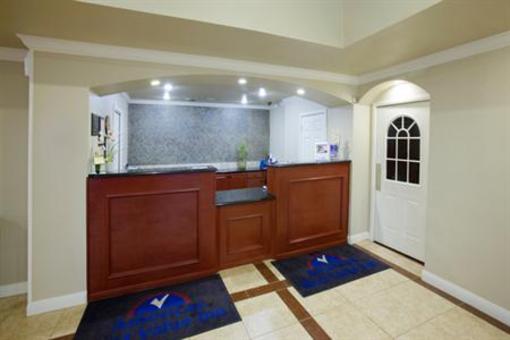 фото отеля Americas Best Value Inn Lubbock
