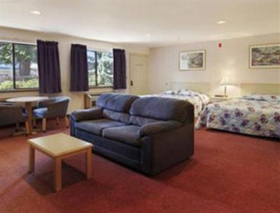 фото отеля Travelodge Seattle North Edmonds