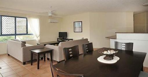 фото отеля Salerno on the Beach Resort Marcoola
