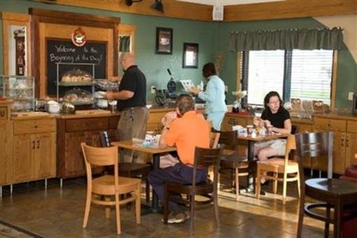 фото отеля Americinn Lodge & Suites Roseau