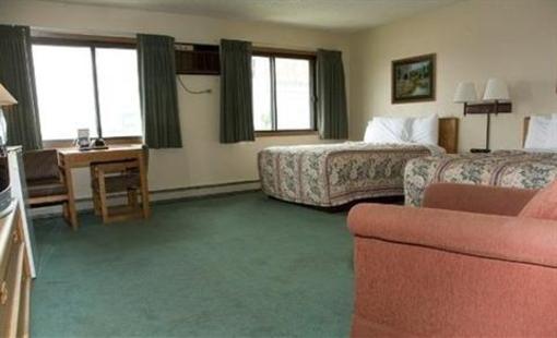 фото отеля Americinn Lodge & Suites Roseau
