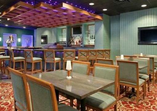 фото отеля DoubleTree by Hilton Baltimore North - Pikesville