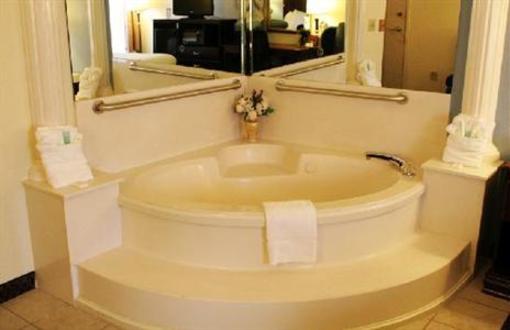 фото отеля Comfort Inn Jacksonville (Texas)