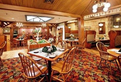 фото отеля Holiday Inn Saint Louis West Six Flags
