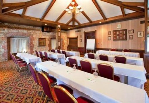 фото отеля Holiday Inn Saint Louis West Six Flags