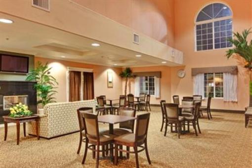 фото отеля Holiday Inn Express Delano Hwy 99
