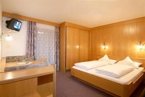 фото отеля Hotel Jagerheim