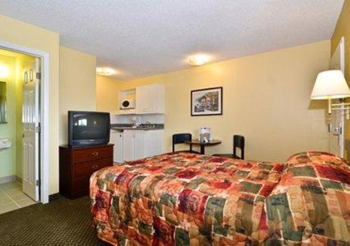 фото отеля Suburban Extended Stay Charlotte-Pineville