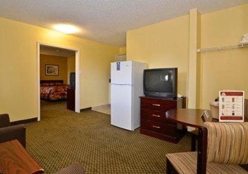 фото отеля Suburban Extended Stay Charlotte-Pineville