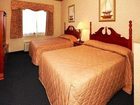 фото отеля Comfort Suites Lakeside