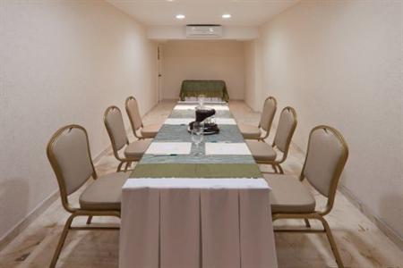 фото отеля Holiday Inn Hotel Chetumal
