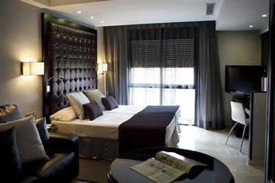 фото отеля Suites Husa Mirador de Chamartin