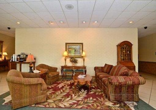 фото отеля Quality Inn Lewisburg (West Virginia)