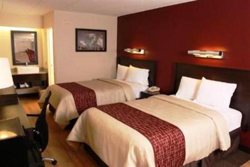 фото отеля Red Roof Inn - Boston Logan
