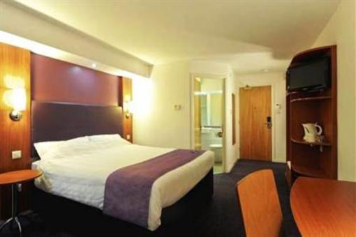 фото отеля Premier Inn Manchester City Centre (Portland Street)