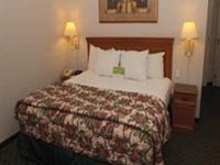 La Quinta Inn and Suites Orlando Airport North