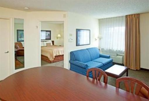 фото отеля Hawthorn Suites Cincinnati Blue Ash