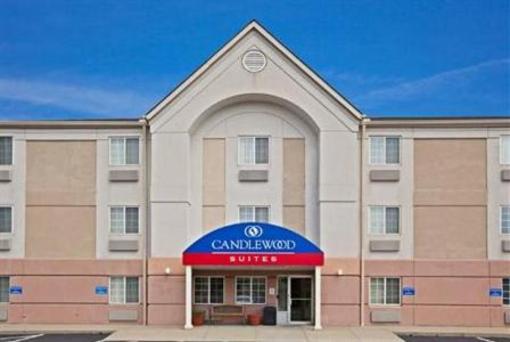 фото отеля Hawthorn Suites Cincinnati Blue Ash