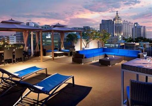 фото отеля Courtyard Miami Beach South Beach