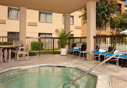 фото отеля Courtyard by Marriott Houston Hobby Airport