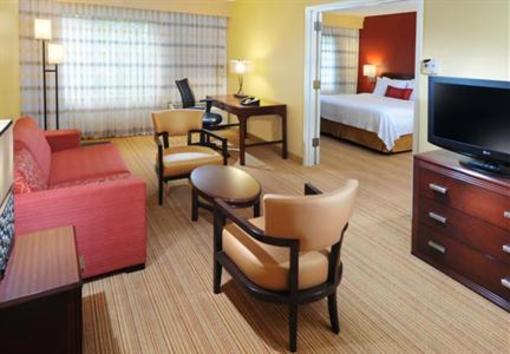 фото отеля Courtyard by Marriott Houston Hobby Airport