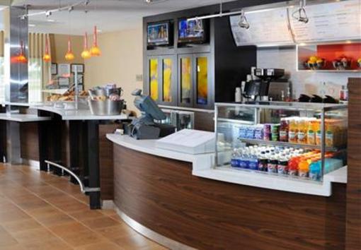 фото отеля Courtyard by Marriott Houston Hobby Airport