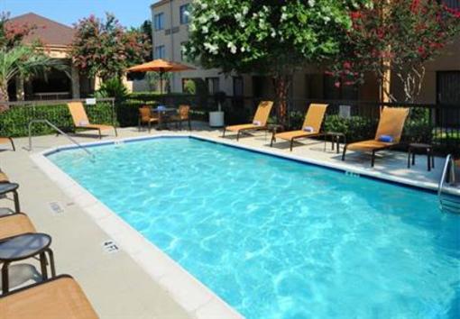 фото отеля Courtyard by Marriott Houston Hobby Airport