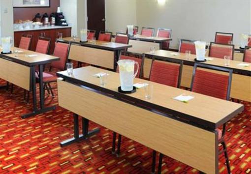 фото отеля Courtyard by Marriott Houston Hobby Airport