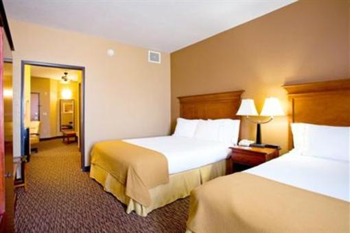 фото отеля Holiday Inn Express Hotel & Suites San Antonio-Downtown Market Area