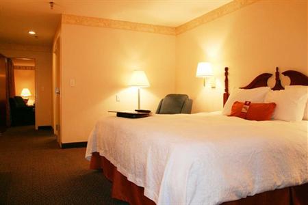 фото отеля Hampton Inn Cornelia