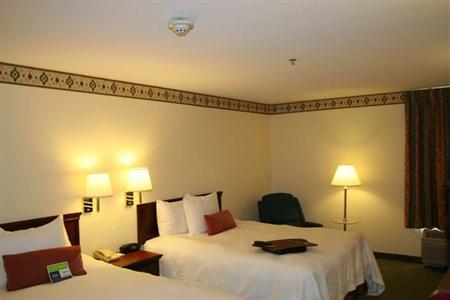 фото отеля Hampton Inn Cornelia