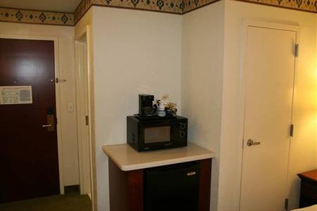 фото отеля Hampton Inn Cornelia