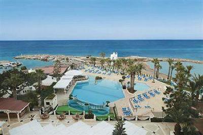 фото отеля Golden Coast Beach Hotel