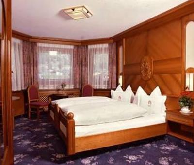 фото отеля Tyrolis Hotel