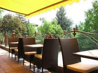 фото отеля Tyrolis Hotel
