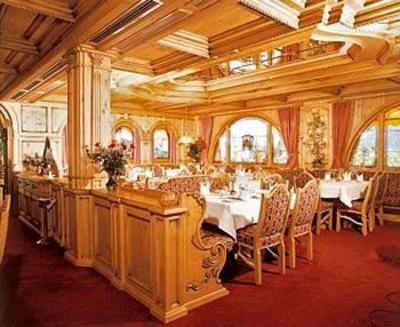 фото отеля Tyrolis Hotel