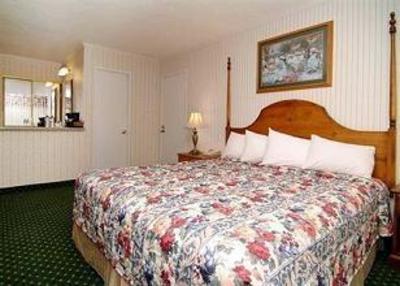 фото отеля Clarion Del Mar Inn