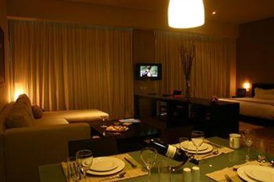 фото отеля Stadia Suites Santa Fe (Mexico)