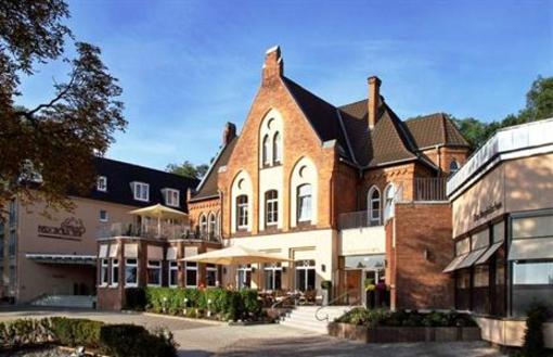 фото отеля Parkhotel Berghölzchen Hildesheim