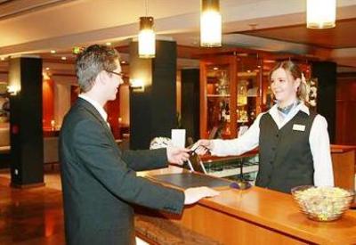 фото отеля Parkhotel Berghölzchen Hildesheim