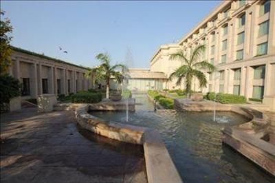 фото отеля The Grand New Delhi