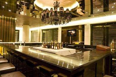 фото отеля The Grand New Delhi